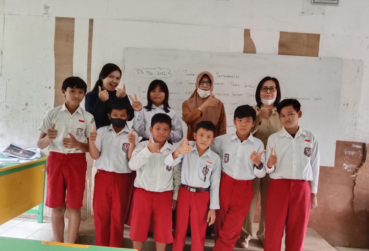 Visitasi Mahasiswa PPL di SDN 010 Muara Wahau di Kalimantan Timur